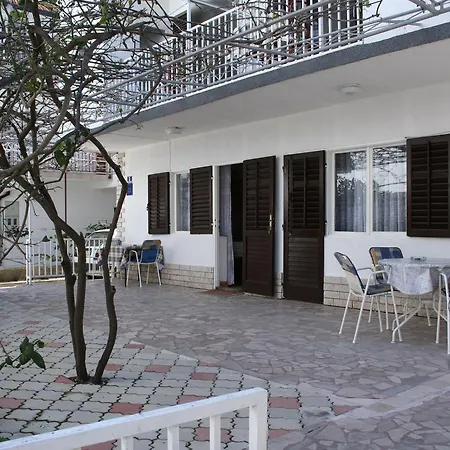 Studio Podaca 515b דירה